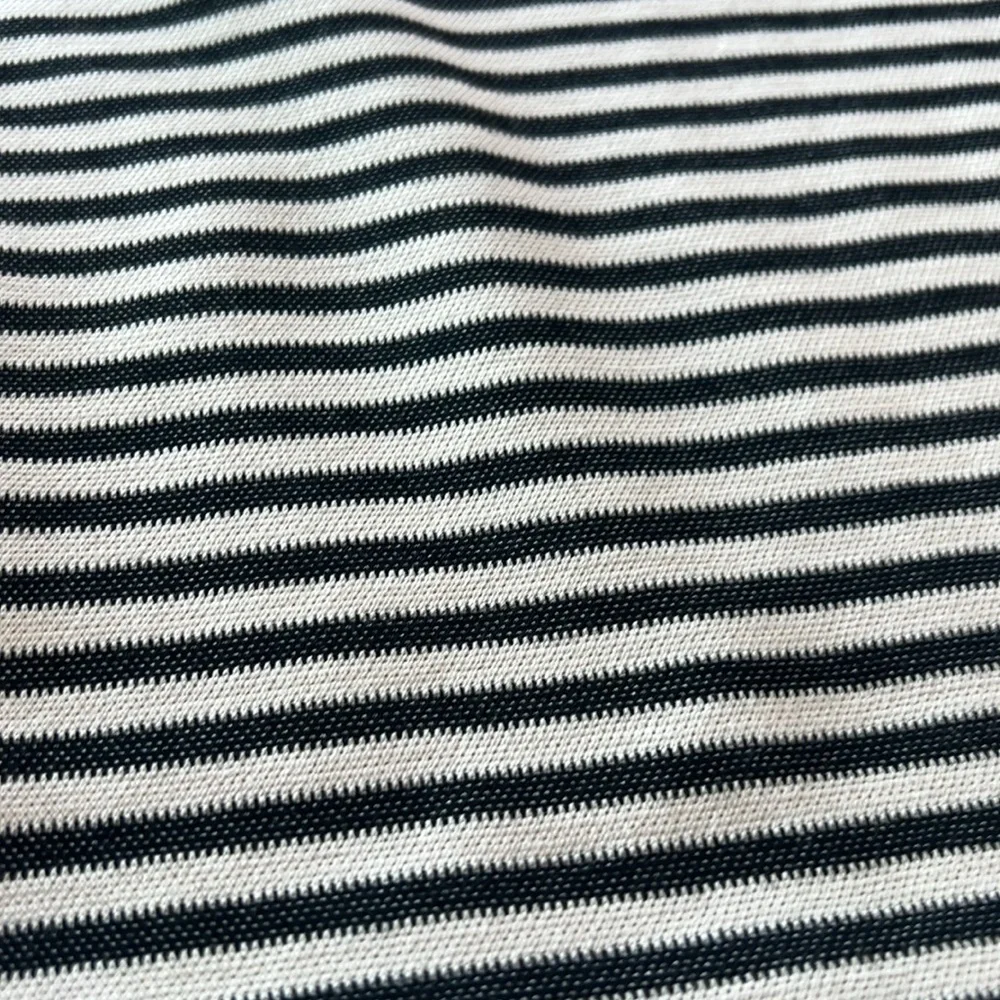 Women’s striped skirt, black and cream size large 12/14 NWT - Picture 3 of 9